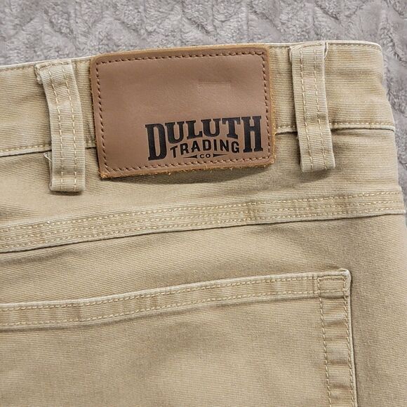 Duluth Trading Co Men's 43x30* Desert Khaki Flex Fire Hose Relaxed Fit 5-Pocket - Picture 9 of 10